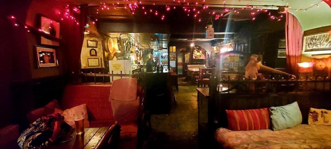 Kingfisher Lodge & Pub Castleconnell ภายนอก รูปภาพ