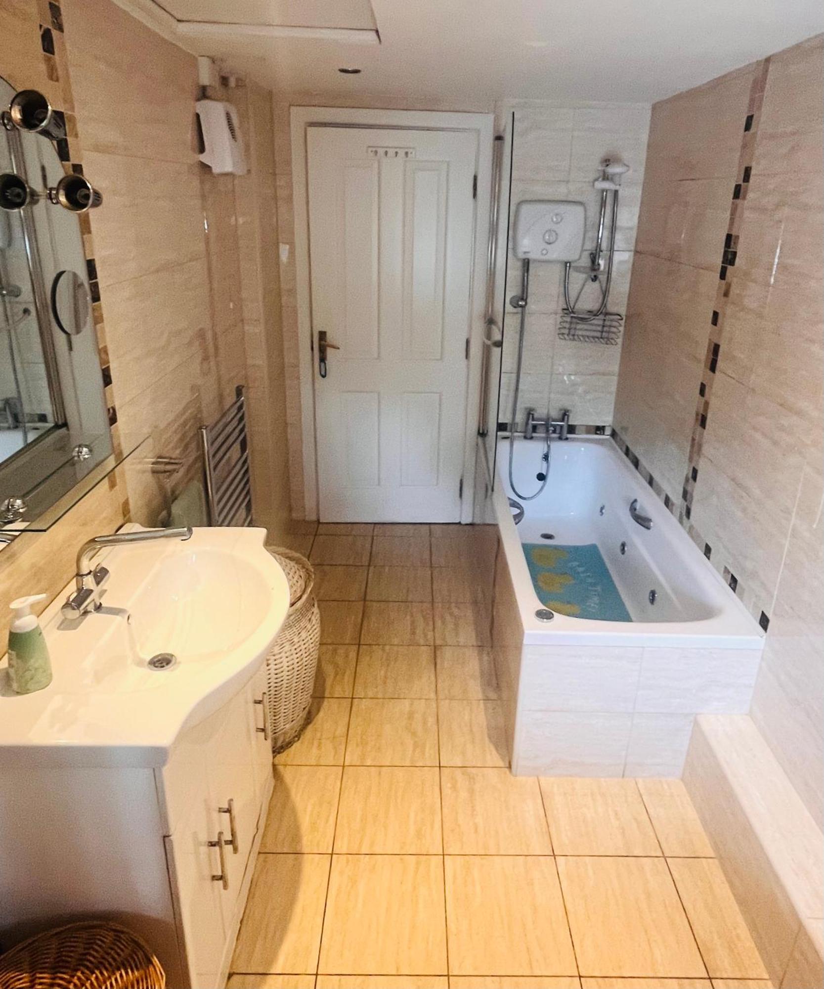 Kingfisher Lodge & Pub Castleconnell ห้อง รูปภาพ